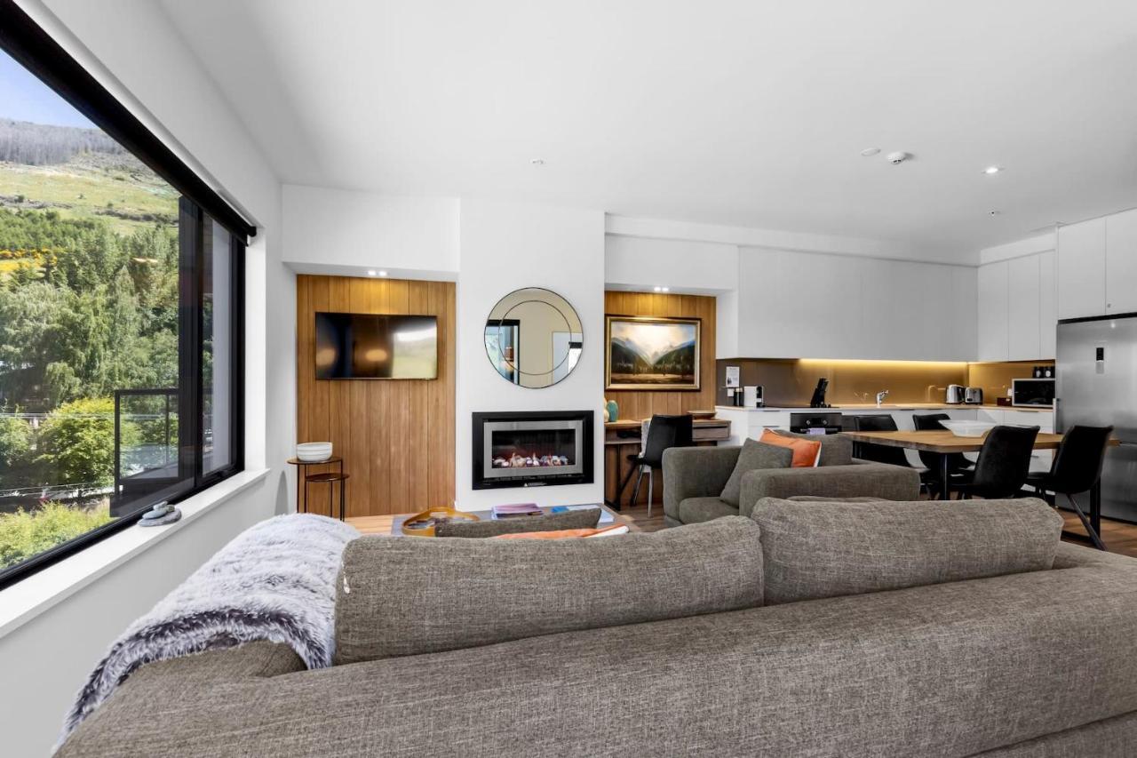 Riverview Penthouse - Apartment 19 ควีนส์ทาวน์ ภายนอก รูปภาพ